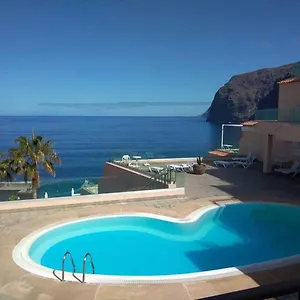 https://apt-409-los-gigantes.tenerifehoteles.net